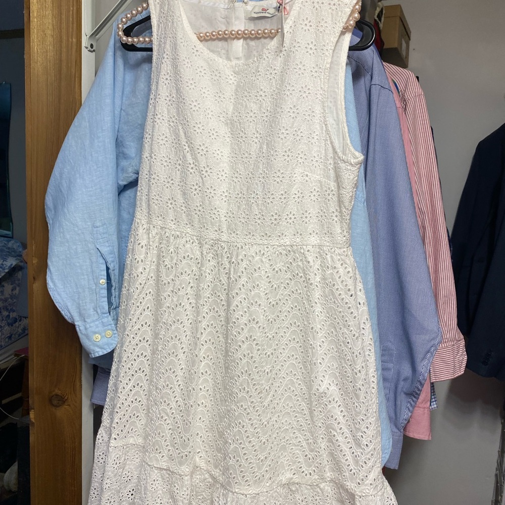 vineyard vines allamanda white eyelet dress 14
New with tags